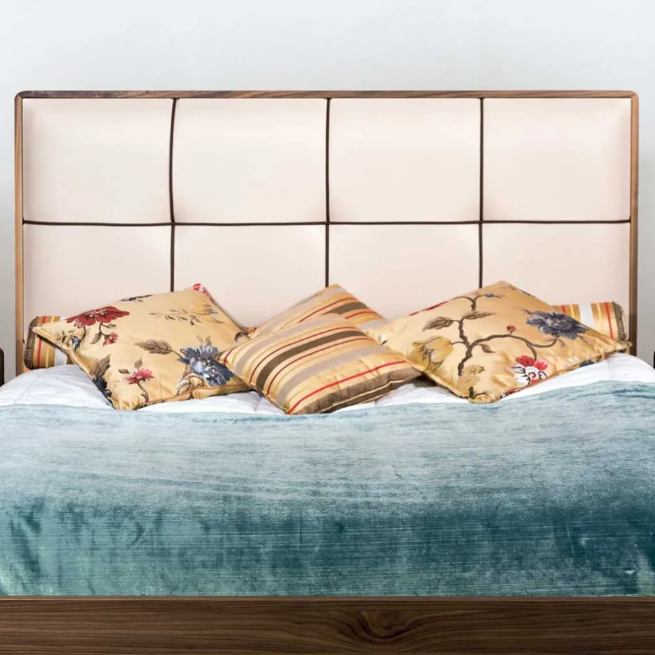 Doppelbetten*Pharao24 Doppelbett mit Nachtkonsolen Ledro