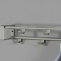 Wandgarderoben|Garderobenleisten*Pharao24 Garderobenhakenleiste Batleys