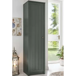 Dielenschränke*Pharao24 Garderobenschrank Clujia