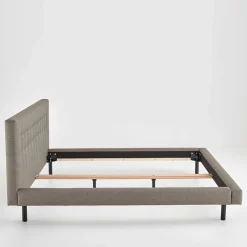 Polsterbetten*Pharao24 Gepolstertes Bett Hellbraun Olmidava