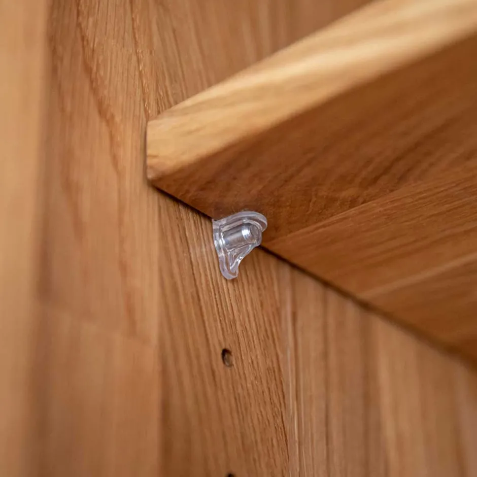 Pharao24 Holzkleiderschrank Bibliana> Massivholzmöbel|Drehtürenschränke