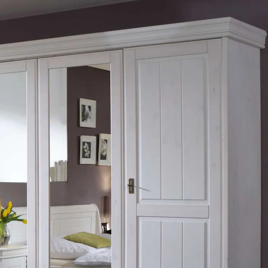 Pharao24 Kiefer Kleiderschrank Pigaro> Massivholz Schränke|Kleiderschränke