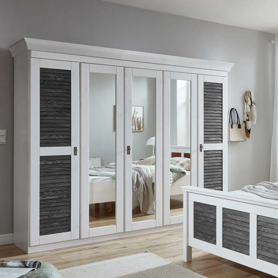 Massivholzmöbel|Drehtürenschränke*Pharao24 Kleiderschrank teilmassiv Tanydos