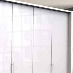 Pharao24 Riesiger Kleiderschrank Grinzia><noscript><img width=