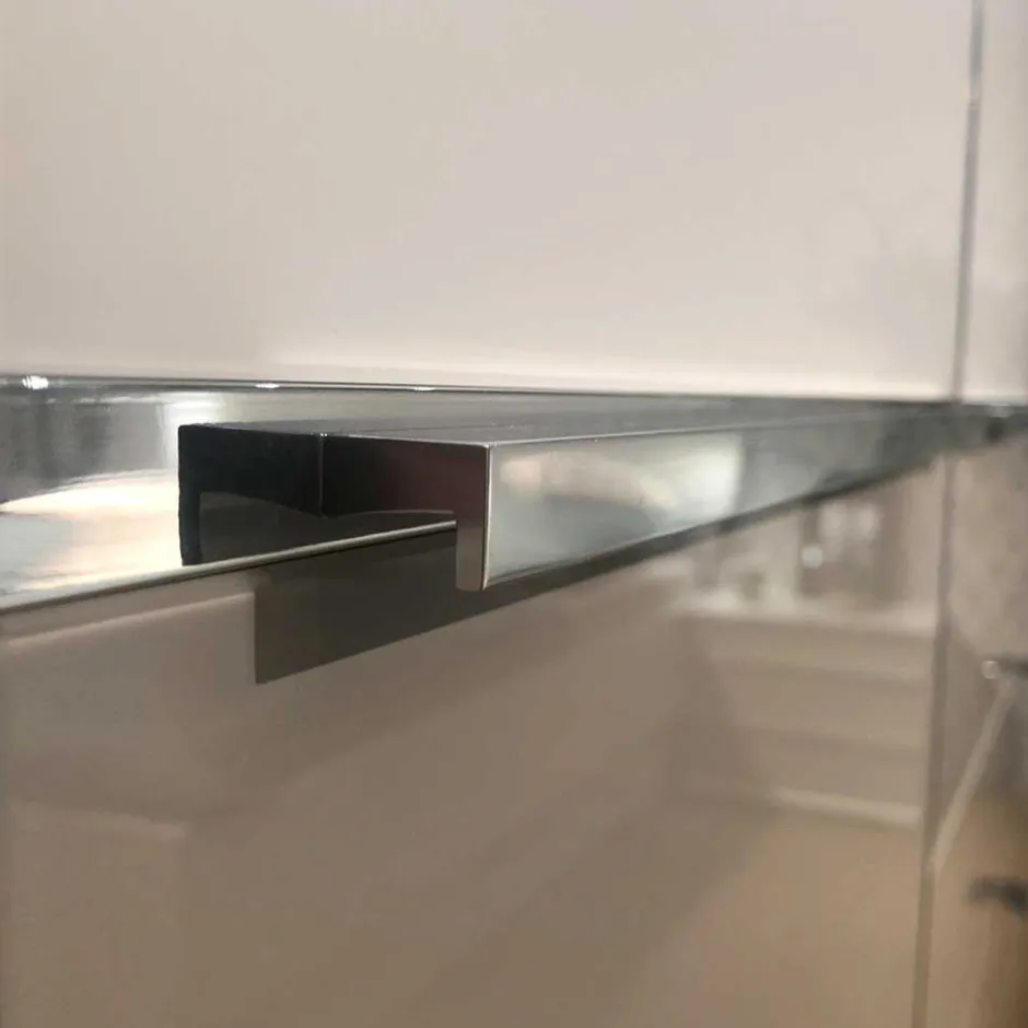 Pharao24 Schlafzimmer Schrank modern Latina> Drehtürenschränke|Jugendkleiderschrank